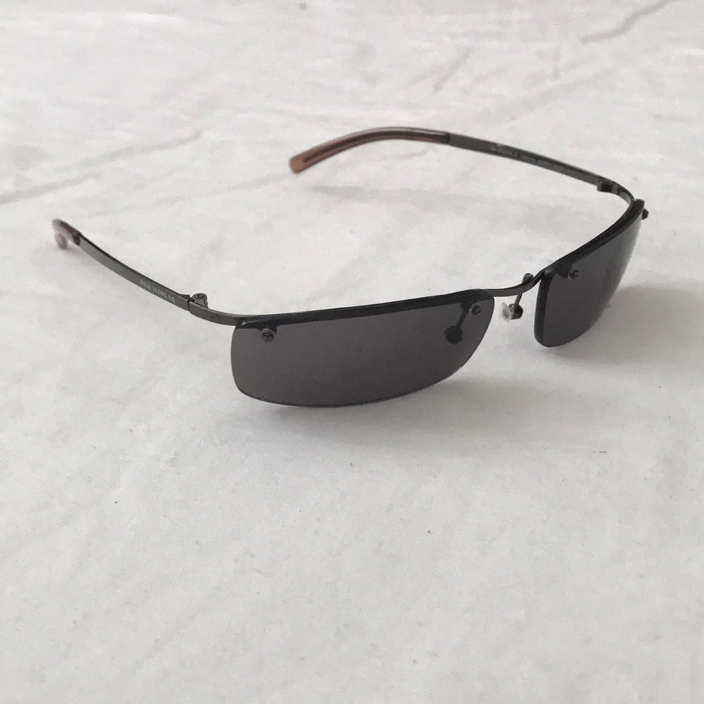 Tiny sunglasses